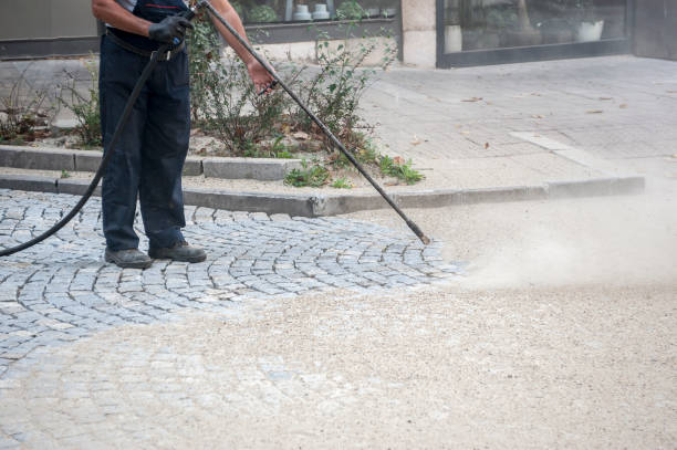 Best Gas Station Cleaning  in Howell, MI
